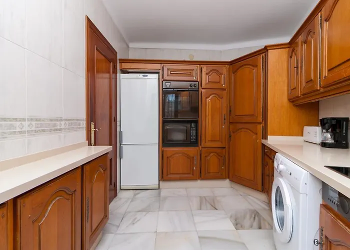 Апартаменты Canovas - Alcazaba Parador, Piscina, 3 Dorm Нерха