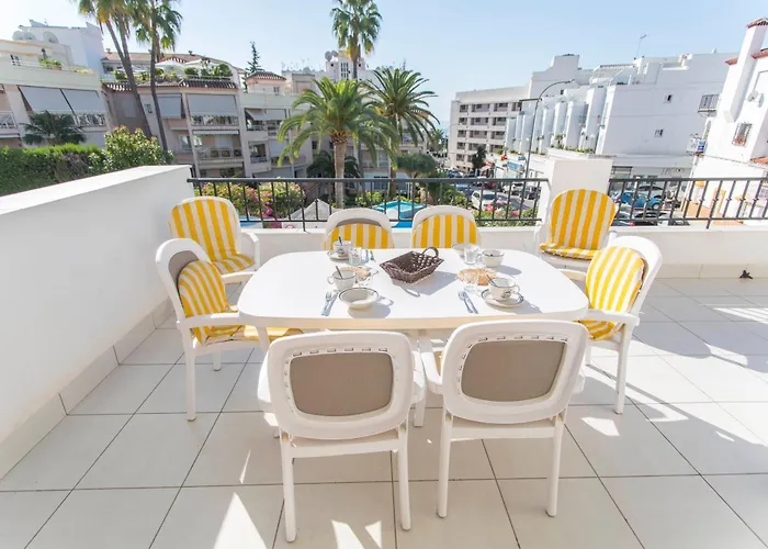 Апартаменты Canovas - Alcazaba Parador, Piscina, 3 Dorm