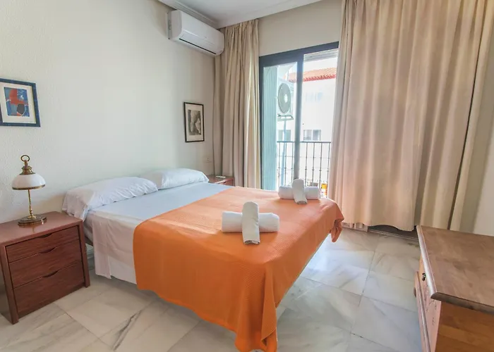 Canovas - Alcazaba Parador, Piscina, 3 Dorm